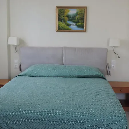 Victoria Studios Spetses Town